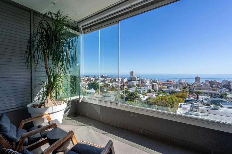 3 Bedroom Property for Sale in Sea Point Western Cape